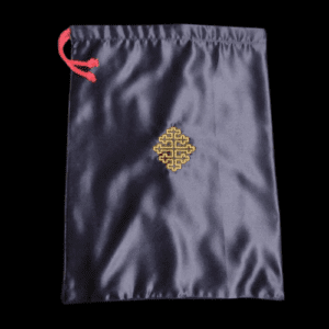 Bolsa masónica de satén negro con bordado dorado de cruz patriarcal para grado 33, ideal para guardar arreos y accesorios de logia