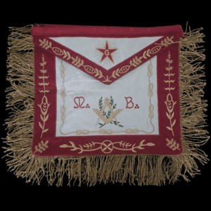 Mandil Maestro Masónico REAA en piel genuina con bordes rojos, letras “Μ.” y “Β.” bordadas y escuadra y compás dorados