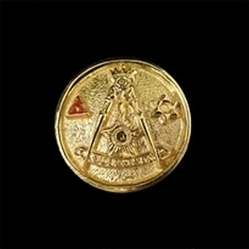 Pin masónico dorado grado 14 Maestro Perfecto con símbolos esotéricos