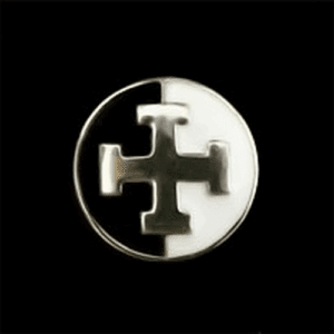Pin redondo bicolor blanco/negro con cruz teutónica estilizada para Caballero Kadosh 30° REAA – Houston, TX